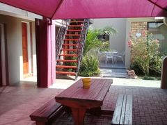 Ja-Né Guesthouse | Accommodation Witbank (Emalahleni)