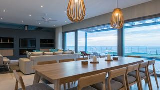 Roman’s Villa | Kleinbaai Self-catering