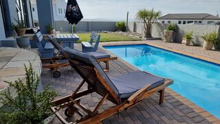 Langebaan Holiday House on Park | Accommodation Myburgh Park