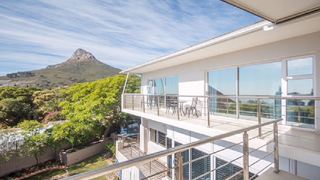 2 Medburn Road | Accommodation Camps Bay