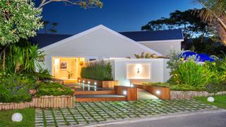 One on Bollard | Leisure Island Self-catering