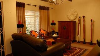 Kwantulindawo Guesthouse | Aviary Hill Accommodation