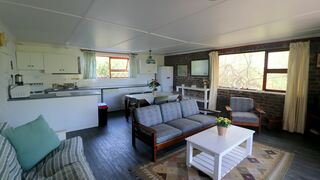 Shalom | Arniston Accommodation
