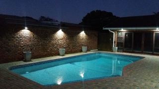 The Bay Inn | Accommodation Bluewater Bay