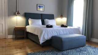 At The Loerie | Accommodation Knysna Central