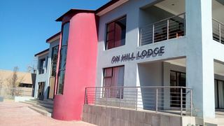 On Hill Lodge | Accommodation Bayswater