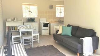 Cannon Views Cottage | Cannon Rocks Accommodation