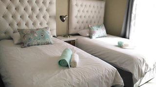 Dolphin Leap 8 | Langstrand Self-catering
