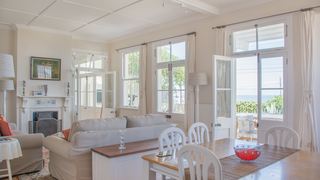 Fintimara Bay House | Kalk Bay Self-catering