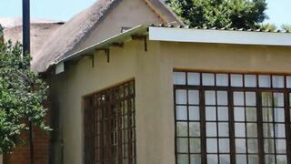 Glenwood Safaris | Elandskraal Self-catering