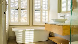 House 222 Gowrie Farm | Nottingham Road Accommodation
