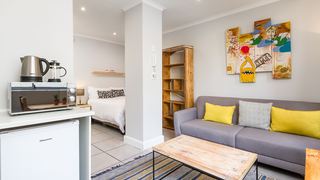 Furnished Modern Studio | Accommodation Cape Town City Centre