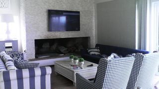 Whales Tale | Voelklip Accommodation