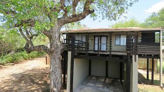 Kruger View Tree House | Accommodation Marloth Park