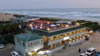 Pili Pili Beach Cabanas | Garden Route Specials
