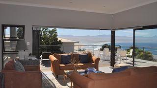 Church Street 34 | Plett Central Self-catering