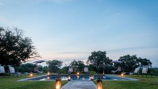 Makuwa Safari Lodge | Thornybush Game Reserve Specials