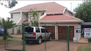 Protea House | Accommodation Akasia