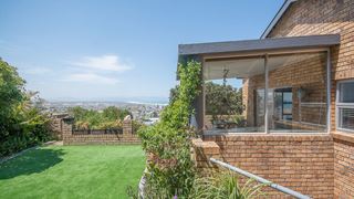 Boys Drive Villa | Muizenberg Self-catering