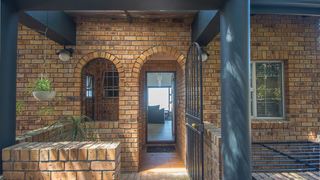 Boys Drive Villa | Cape Town Specials