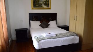 Laletsa Lodge Bed n Breakfast | Berea Self-catering