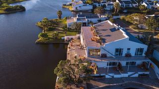 Marina Views | Accommodation Muizenberg