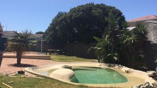Villa V | Atlantic Seaboard North Accommodation
