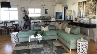 Chatalot | Bettys Bay Accommodation