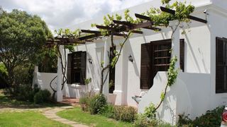Magnolia House | Accommodation Morningside (CT)