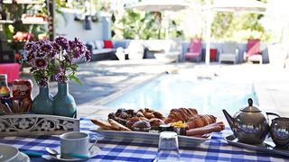 2 Night Package at Maple Tree Manor | Accommodation Cowies Hill