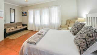 34 On Bonza Guest House | Beacon Bay Accommodation