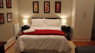Tranquil House B&B @ 10 Berry Street | Queenstown Accommodation