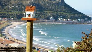 An esCape in the Cape with stupendous views | Fish Hoek Self-catering