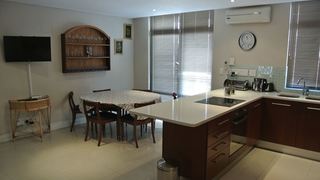 192 EOTB | Bloubergstrand Accommodation
