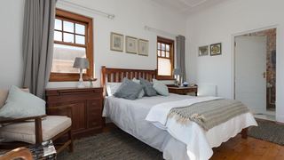 The Gong House | Accommodation Muizenberg