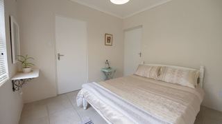 Barnacle Tree | Roundhay Self-catering