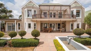 Roses Villa | Welgemoed Accommodation