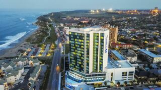 Radisson Blu Hotel Port Elizabeth | Craig Bain Accommodation