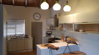 Makarios Guesthouse | Parel Vallei Accommodation