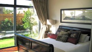 Aandbloem Residence | Self-catering Vredehoek