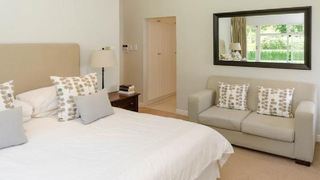 Ashman House | Constantia Heights Accommodation