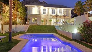 Galazzio | Camps Bay Accommodation