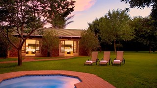 Safari Club SA Lodge | Accommodation Kempton Park