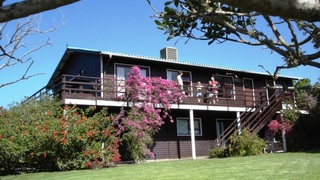 Chateau Anri LaMer | Sedgefield Self-catering