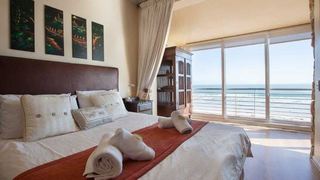 Leisure Bay 306 | Cape Town Specials
