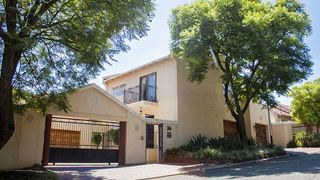 34 Columbine | Accommodation Randpark Ridge
