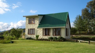 Eagles' Rock Mountain Retreat | Underberg Self-catering