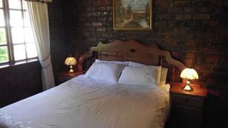 Swallows Nest Country Cottages | Accommodation Stormsriver Village