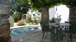 High Corner Guest House | Grahamstown Accommodation
