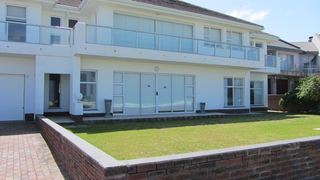 43 Marine drive | Self-catering Struisbaai